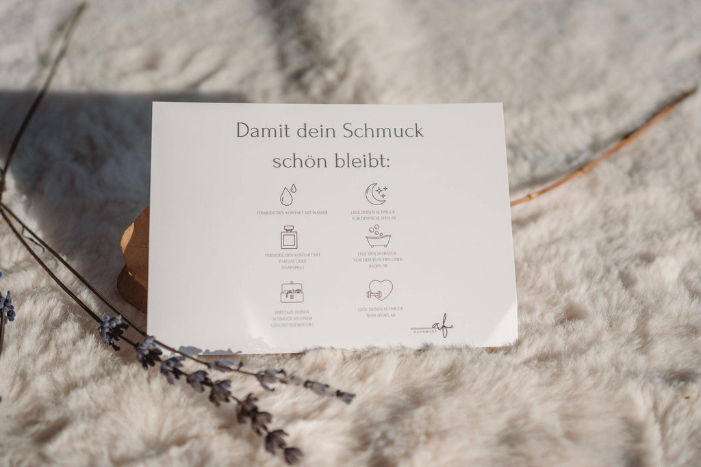 Leo Ohrringe Leomuster Creme Silberfarbiger Stecker - ein tolles Geschenk