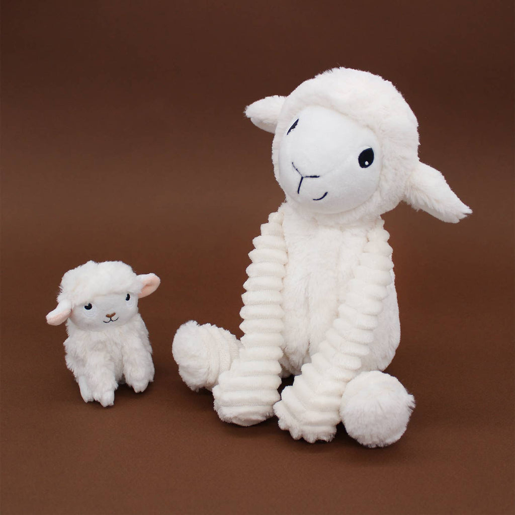 LES PTIPOTOS - Kuscheltier Schaf mit Baby, weiß