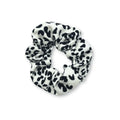 Handmade Scrunchie mit Leopardendruck weiß