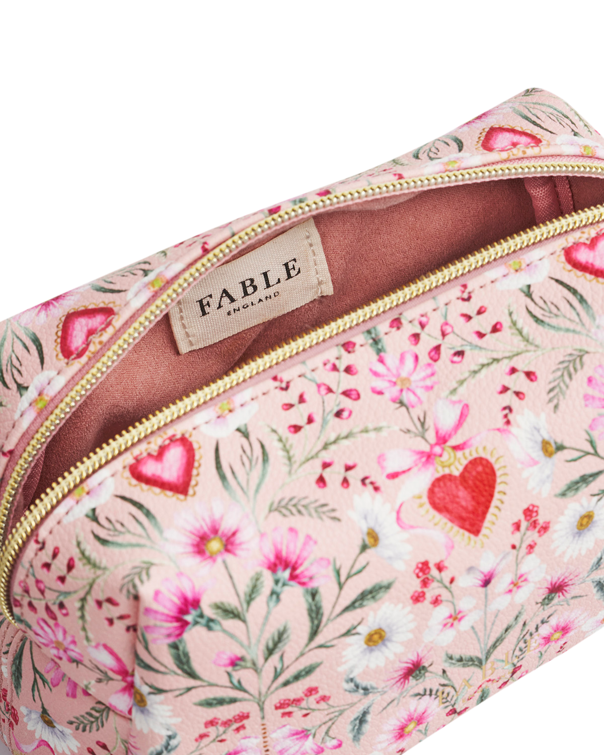 FABLE England Penelope Pinke Kosmetiktasche mit floralem Herzmotiv