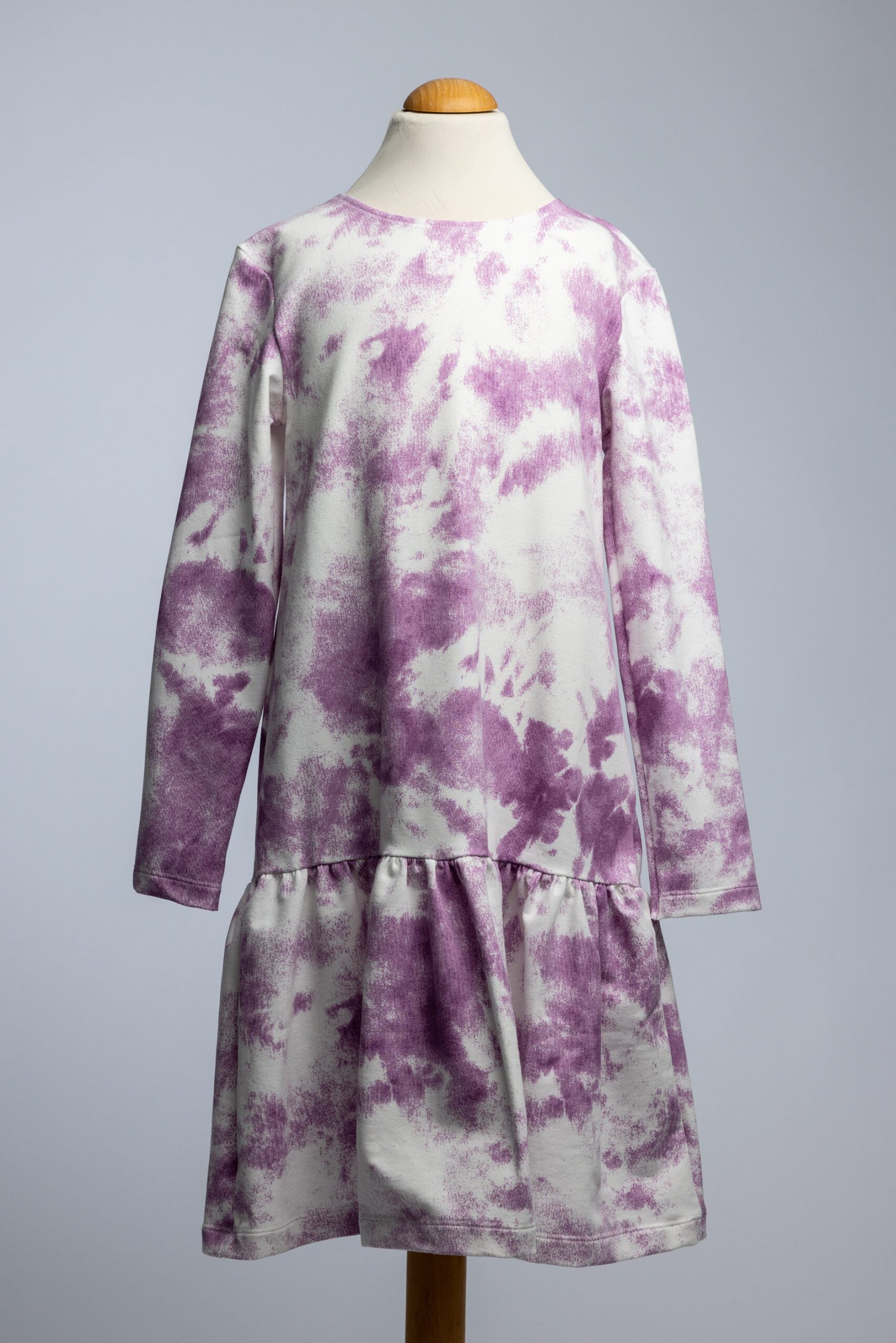 SOFIE & PAUL Lässiges Batiklook Sweatkleid weiß/lila Gr. 128 und Gr. 140 jetzt reduziert!