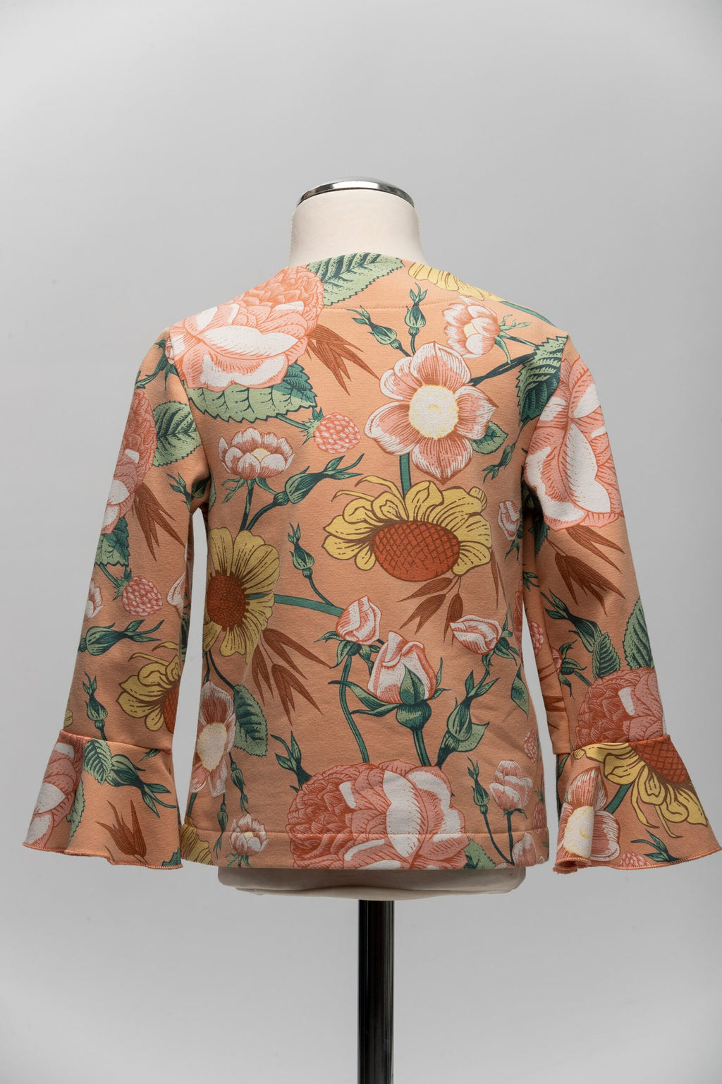 SOFIE & PAUL - Boho Jacke  aus Sommersweat mit 3/4 Volantärmeln noch Gr. 104/110 und Gr. 128/134 jetzt reduziert!