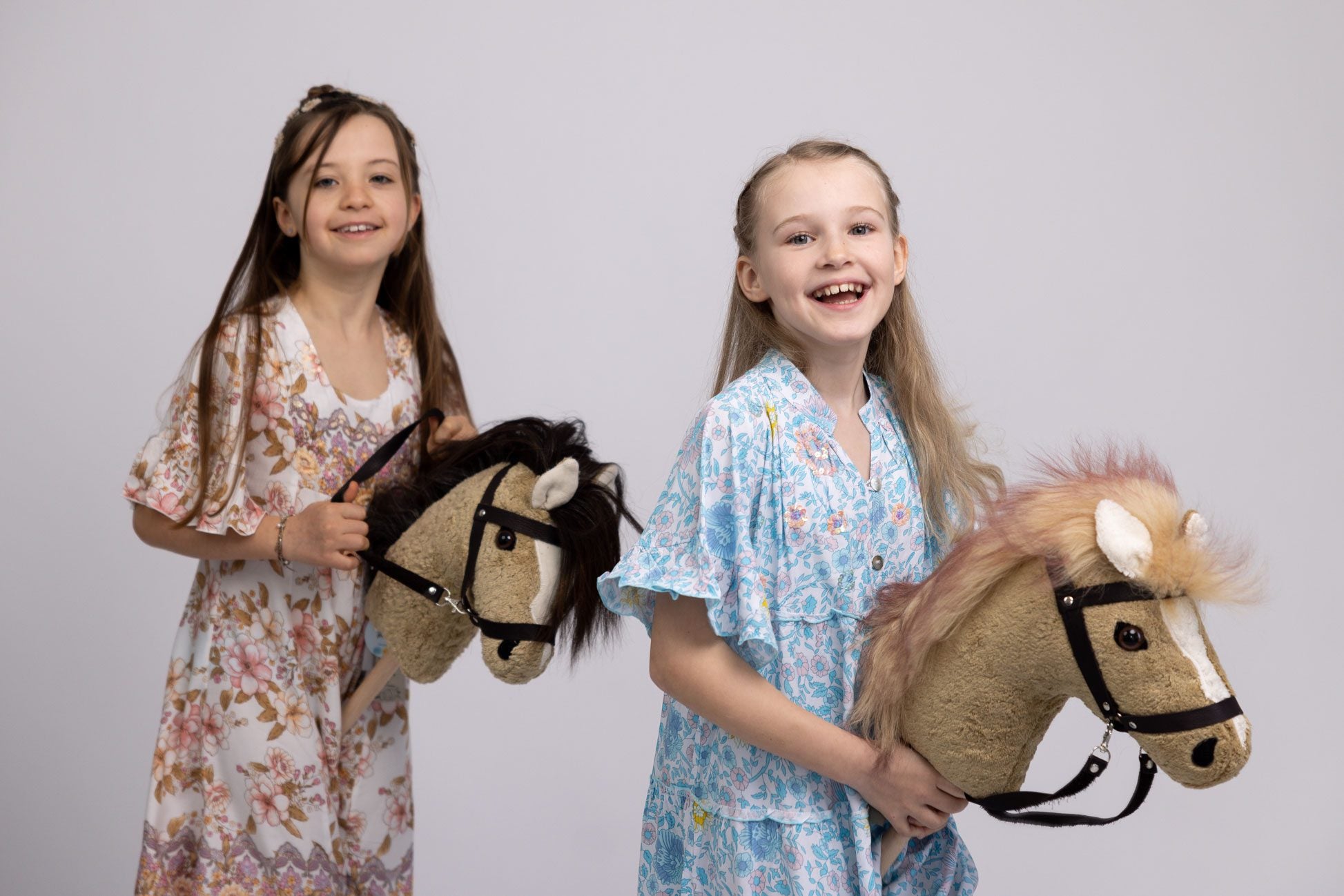 Steckenpferd "Blondie" in hochwertiger Verarbeitung mit toller sehr weicher Mähne