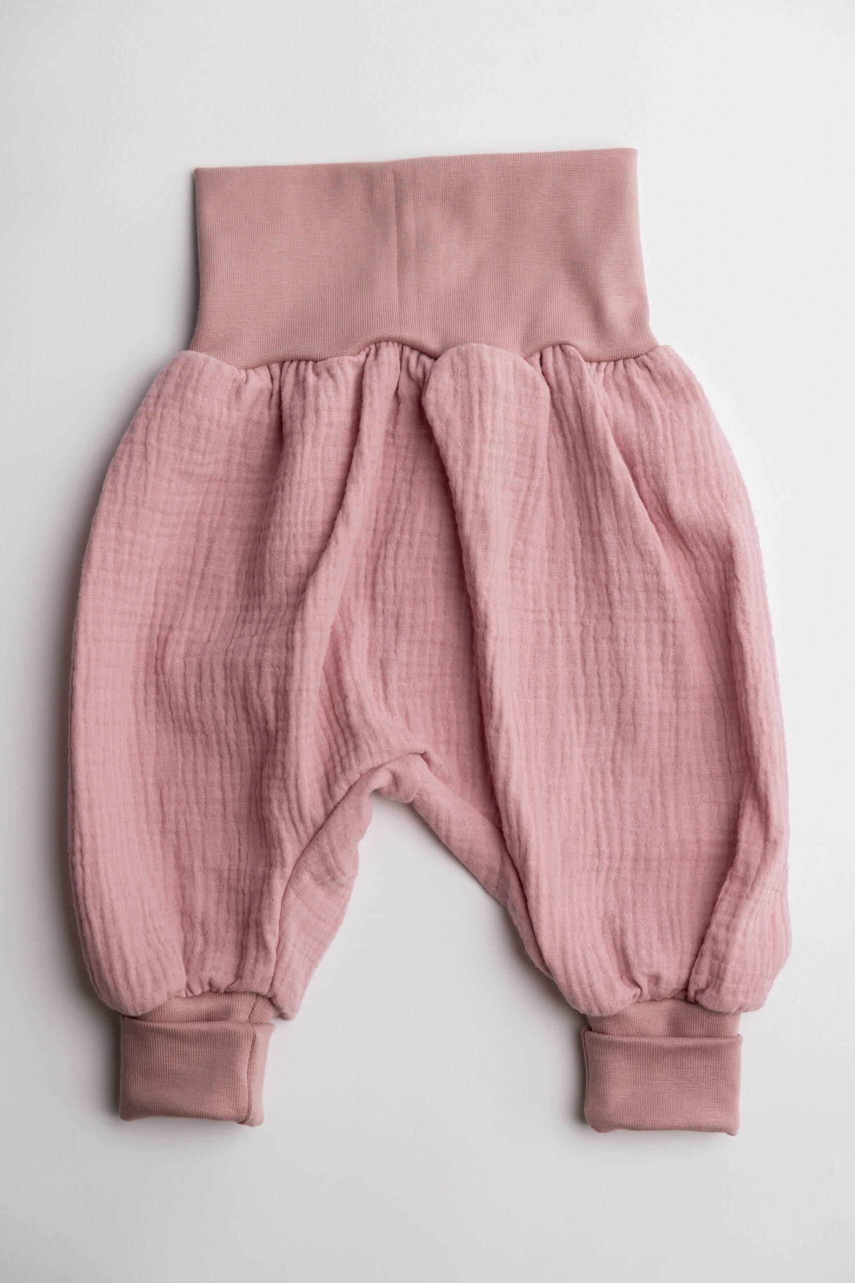 SOFIE & PAUL - Baby Pumphose aus Bio Baumwolle Musseline Farbe antique rose reduziert!