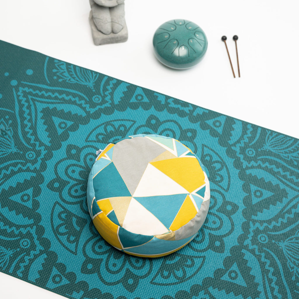 SOFIE & PAUL- Bodensitzkissen Yogakissen "Triangle" blau/gelb/grau reduziert