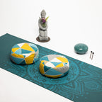SOFIE & PAUL- Bodensitzkissen Yogakissen "Triangle" blau/gelb/grau reduziert