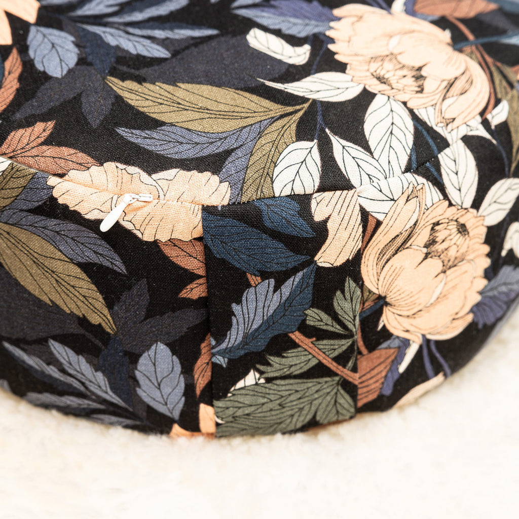 SOFIE & PAUL- Bodensitzkissen Yogakissen "Peony" zarter Pfingstrosendruck  auf Leinen/Viscose