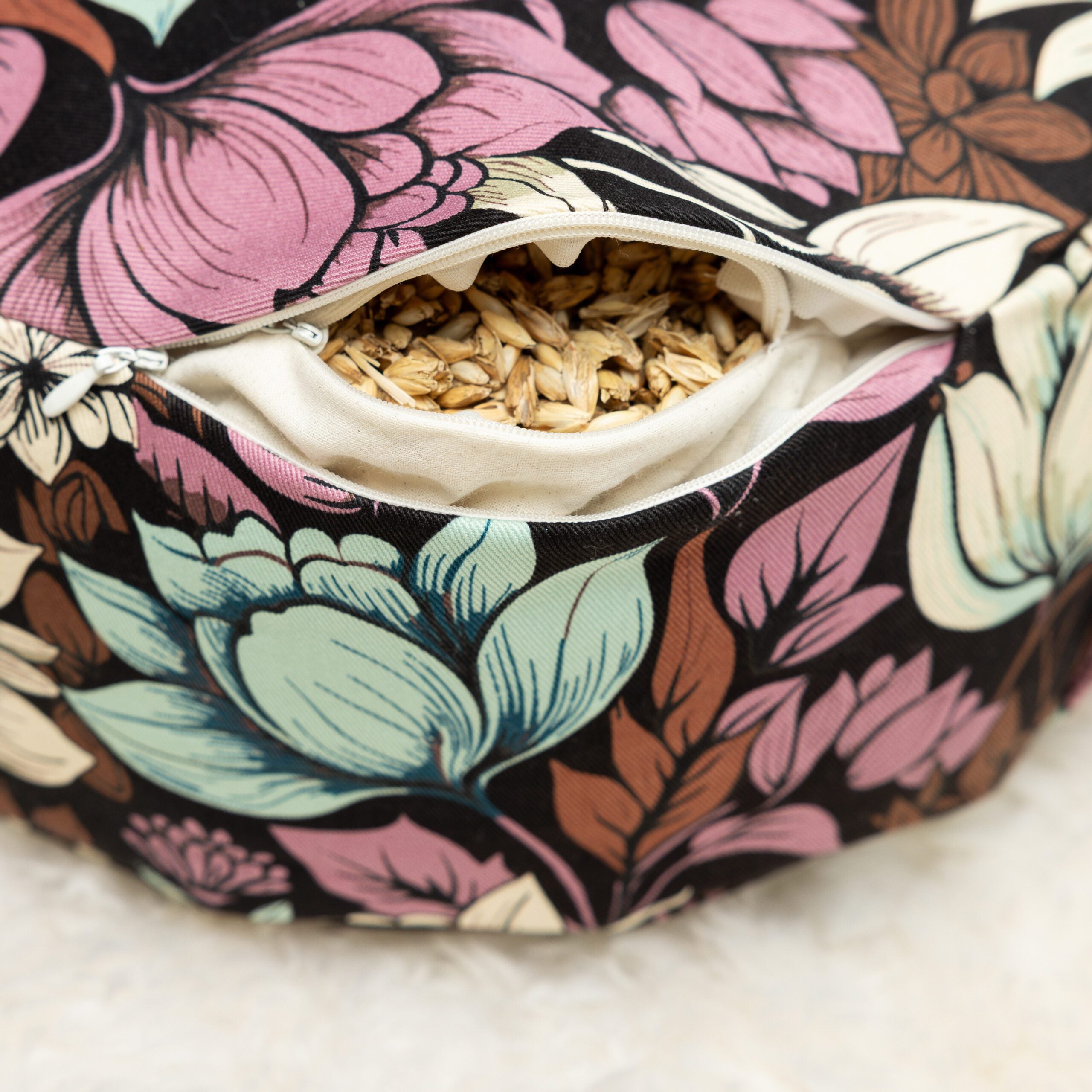 SOFIE & PAUL- Bodensitzkissen Yogakissen "Boho Magnolia" petrol/pink/brown