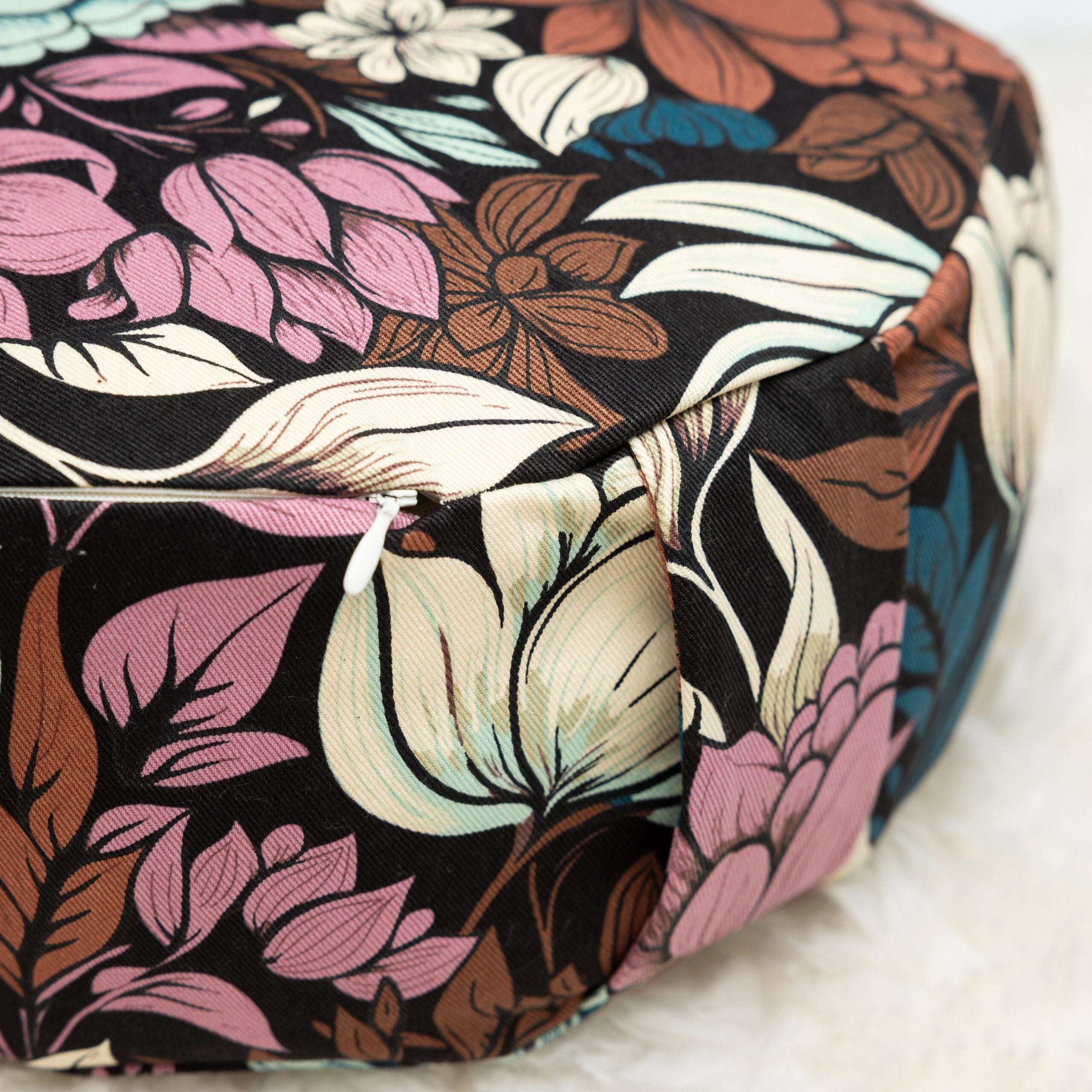 SOFIE & PAUL- Bodensitzkissen Yogakissen "Boho Magnolia" petrol/pink/brown