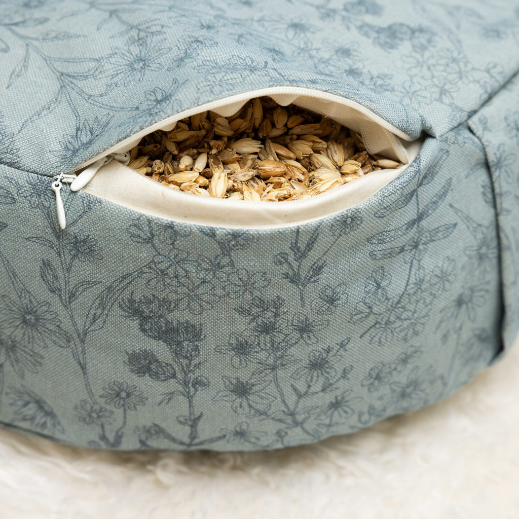 SOFIE & PAUL- Bodensitzkissen Yogakissen "Blue hour" Blumenprint blau