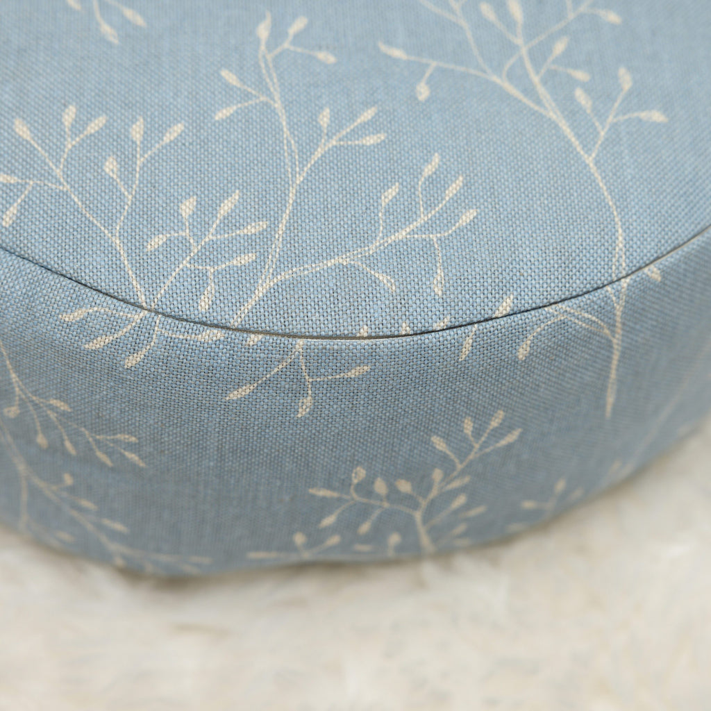 SOFIE & PAUL- Bodensitzkissen Yogakissen "Blaue Stunde" Zweigmotiv blau/beige Einzelstück!