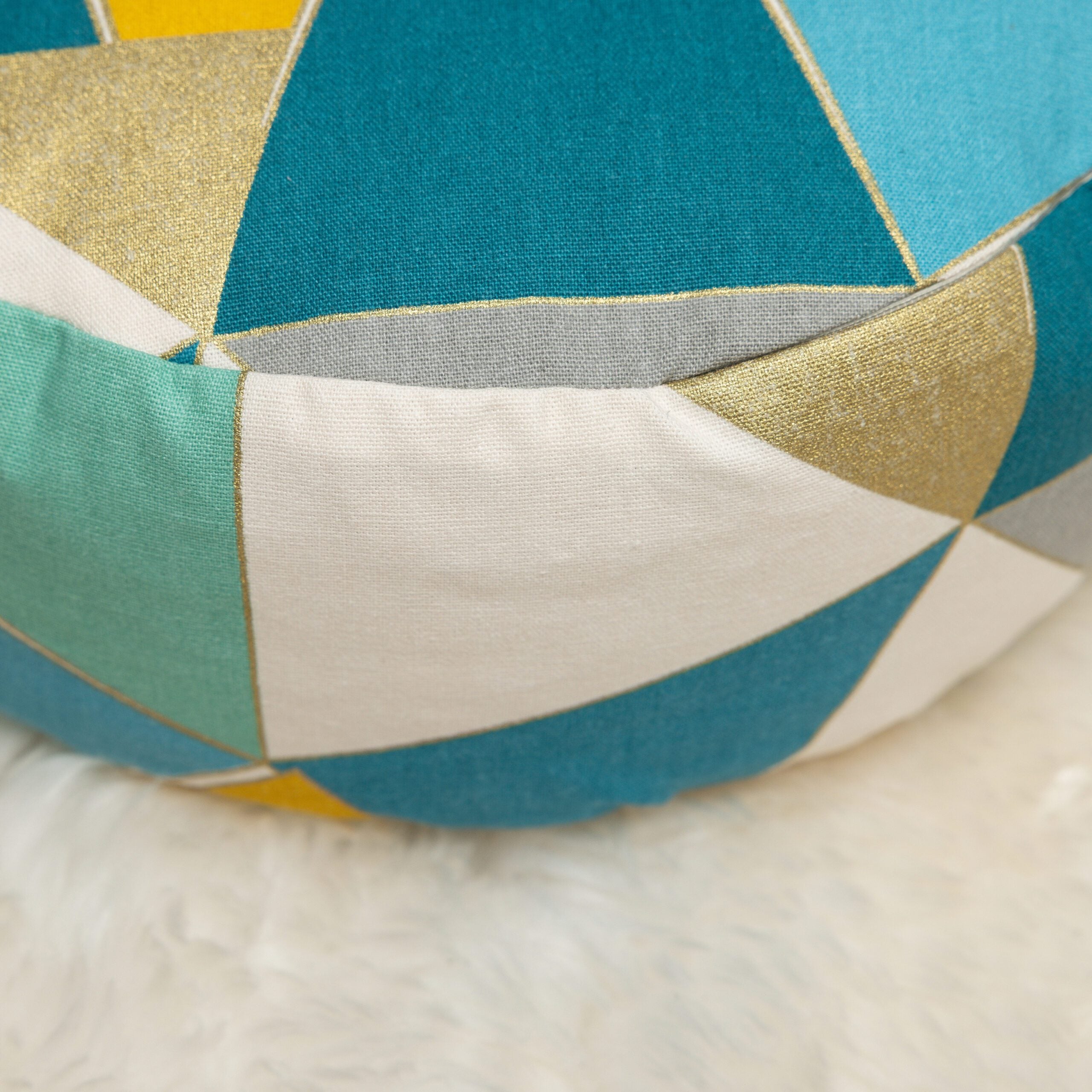 SOFIE & PAUL- Bodensitzkissen Yogakissen "Triangle" blau/gelb/grau reduziert