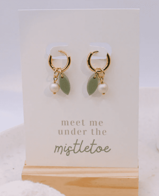 Ohrringe Weihnachten Mistelzweig Creolen Acryl - leichte Ohrstecker Mistel reduziert!