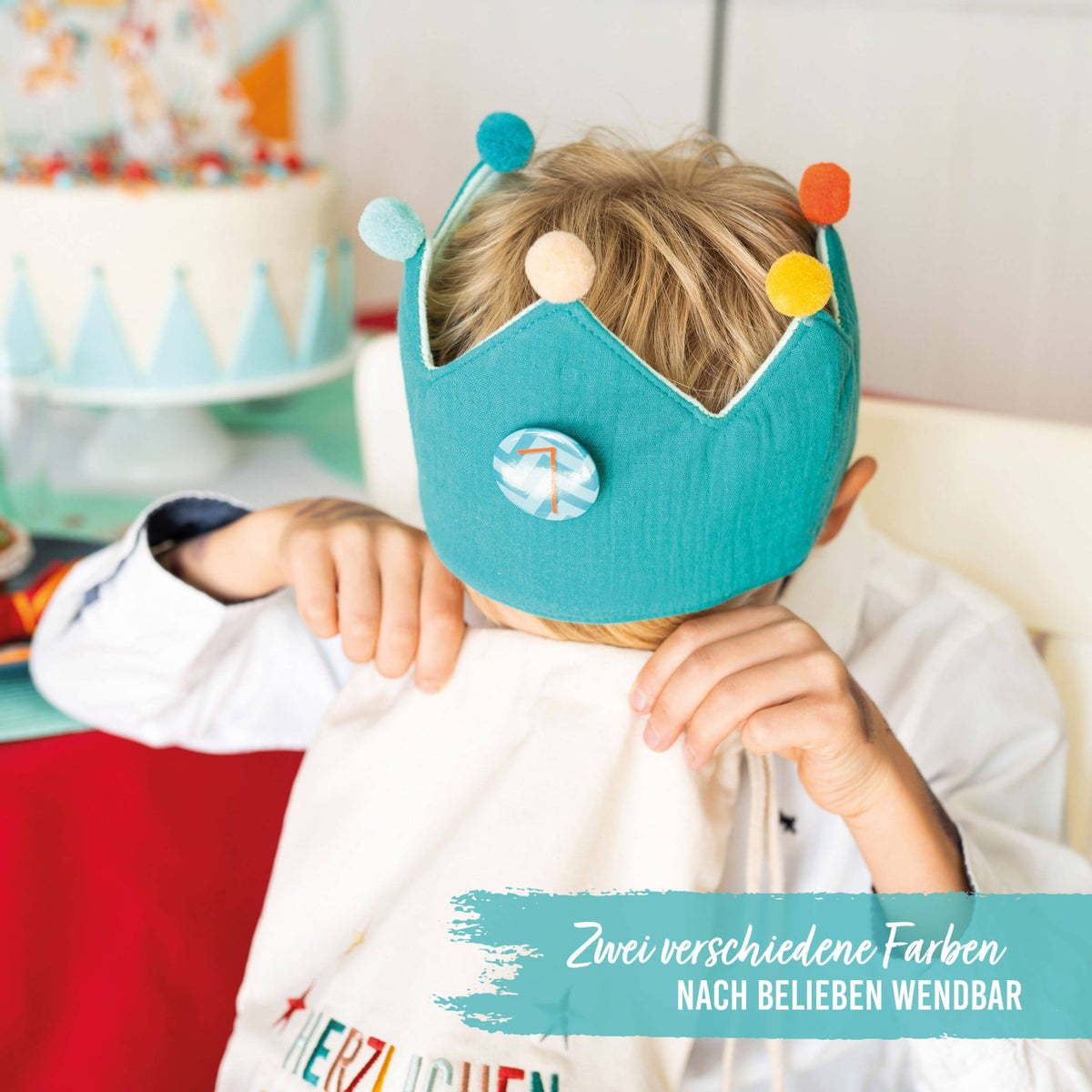 Papierdrachen Geburtstagskrone Musselin mit Buttons  - Türkis