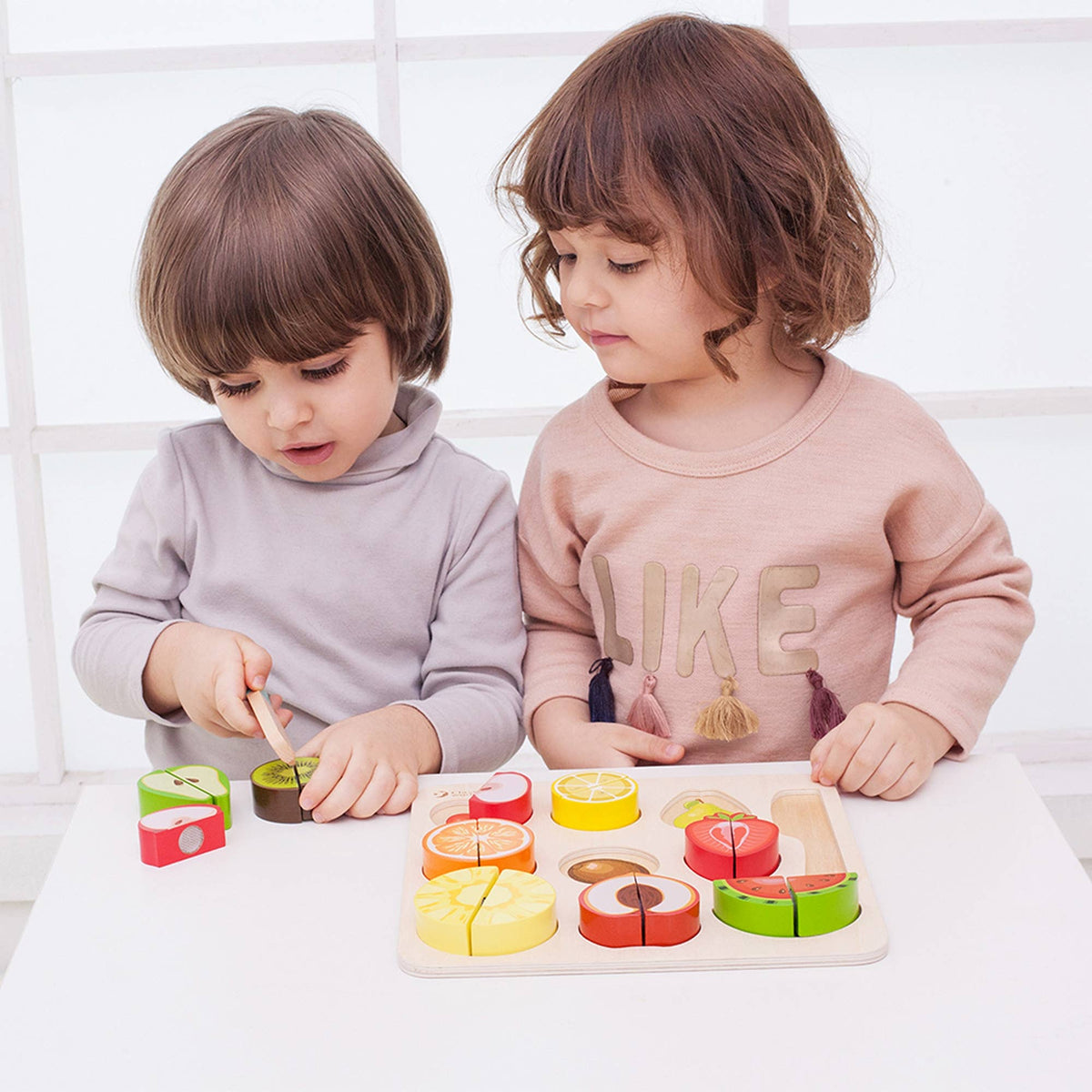 Classic World Puzzle Obst scheiden: 24x24x2,5 cm / Ab 18 Monaten