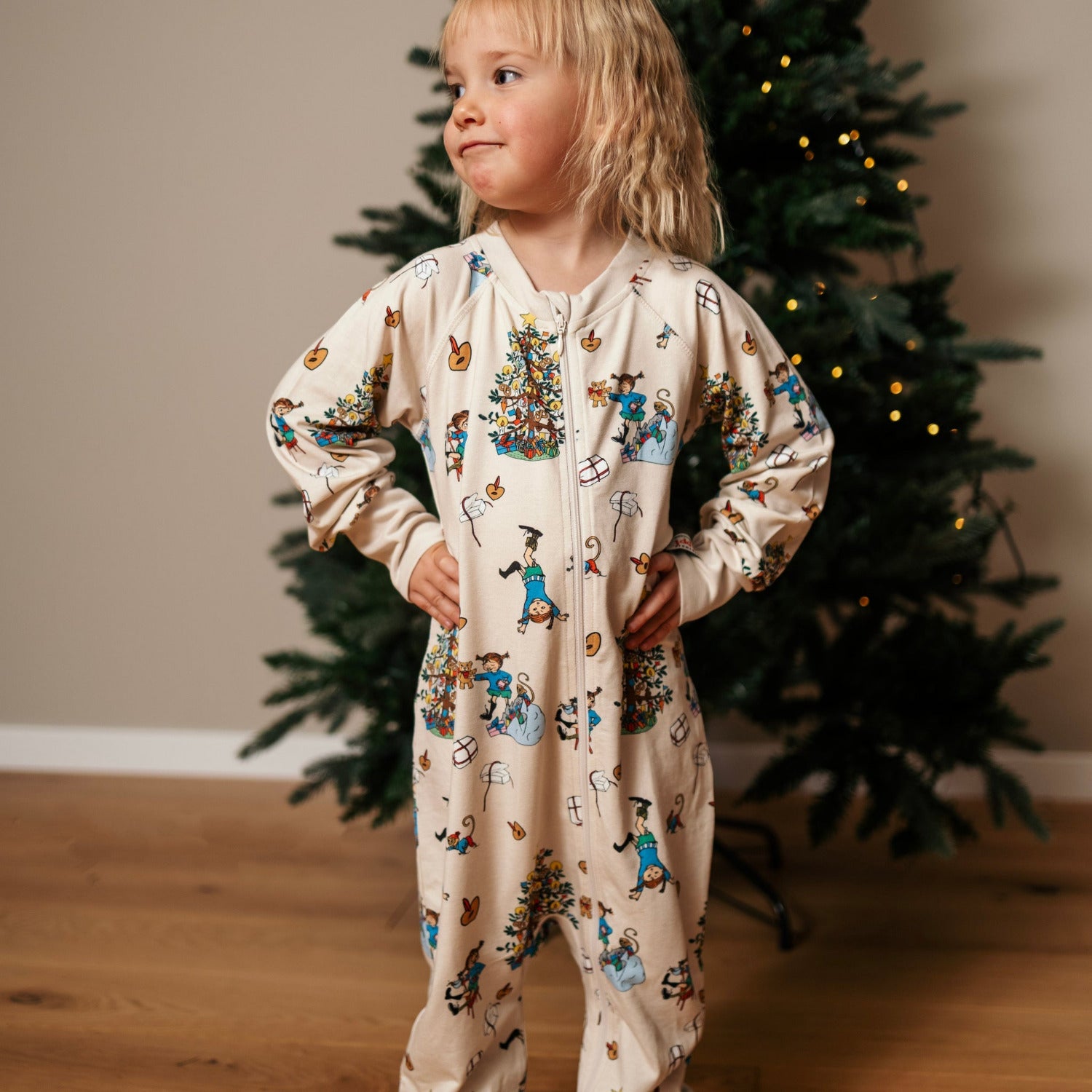 Pippi Langstrumpf Pyjama mit Weihnachtsmotiv
